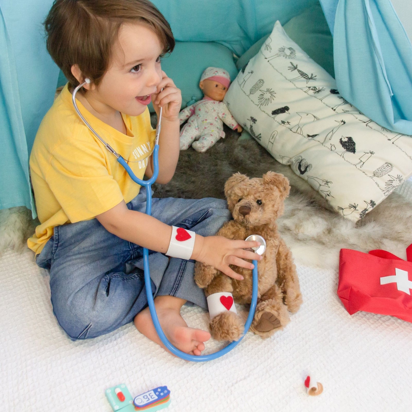 Montessori Wooden Doctor Kit, Pretend Play Medical Playset - Axel Adventures