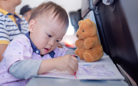 Flying With A Toddler – 15 Tips and Ideas