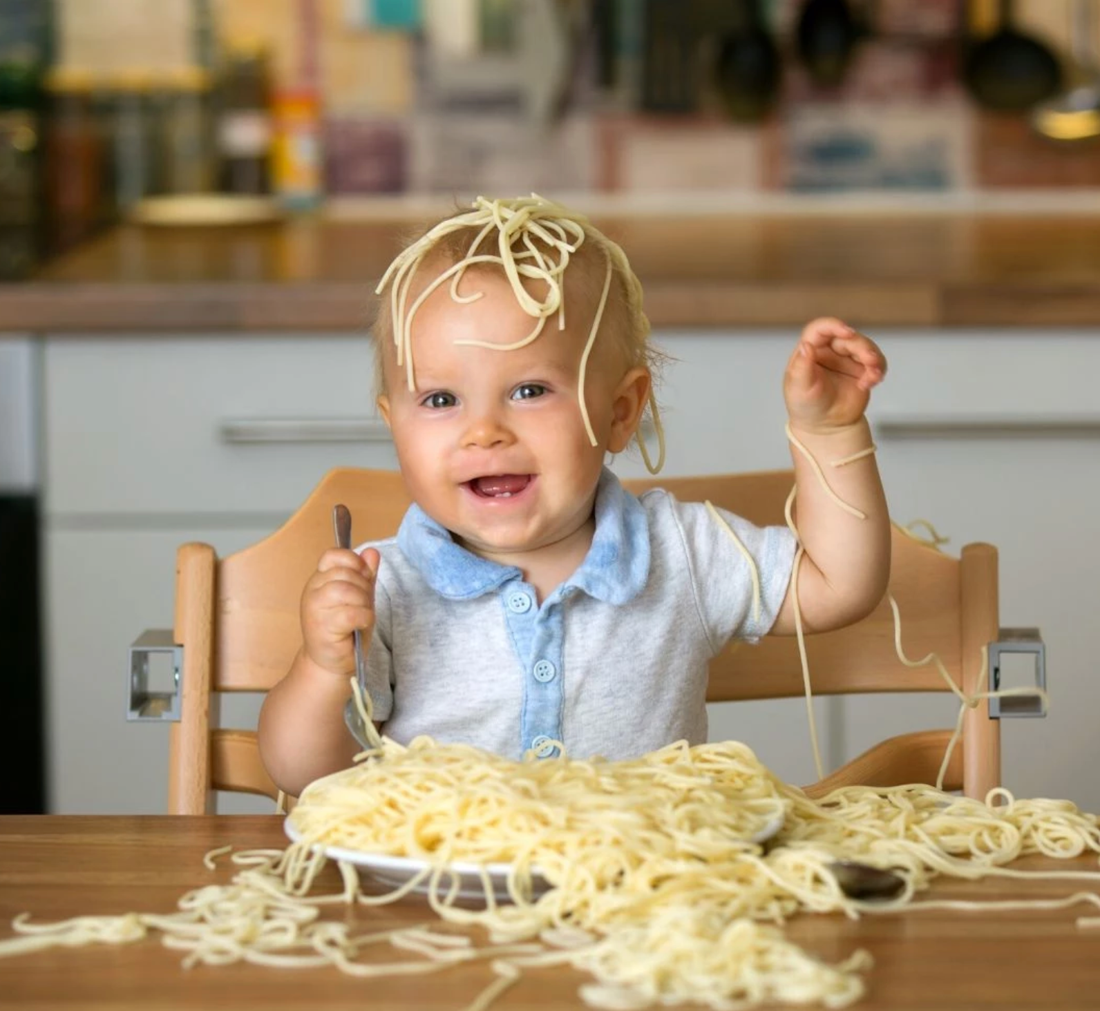 How To Stop Your Baby From Throwing Food Off The High Chair Axel how-to-stop-your-baby-from-throwing-food-off-the-high-chair-axel